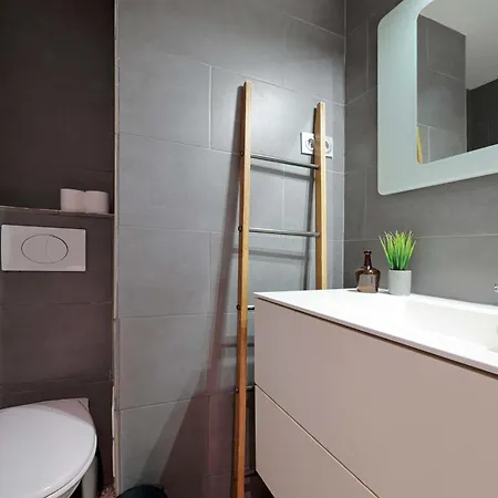 1 Bedroom - Monet Museum & Trocadero